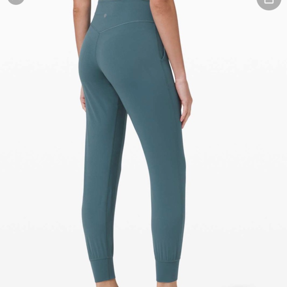 Lululemon Align Jogger no tag never worn new condition